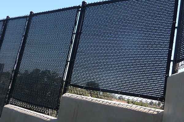 sport court netting, green open mesh